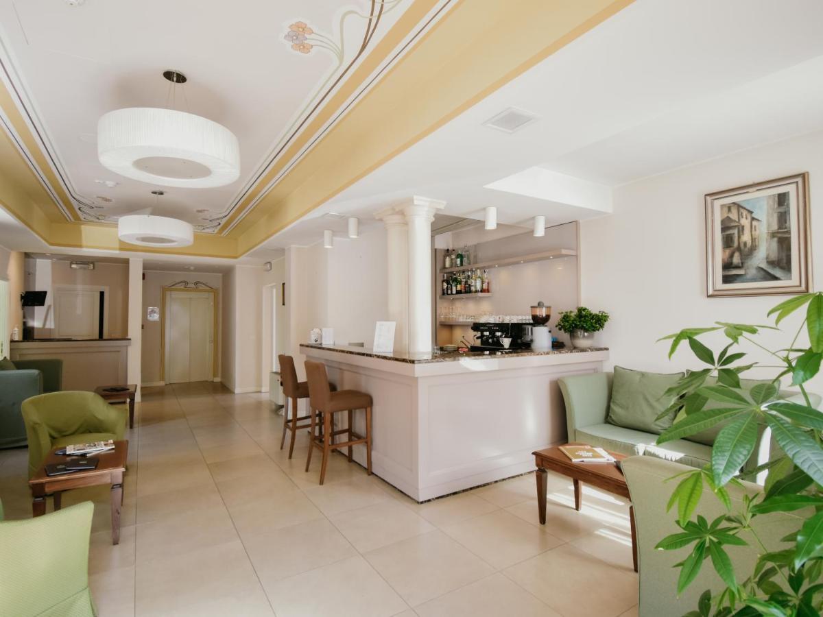 Cora Hotels Leon D'Oro Castell'Arquato Exterior photo