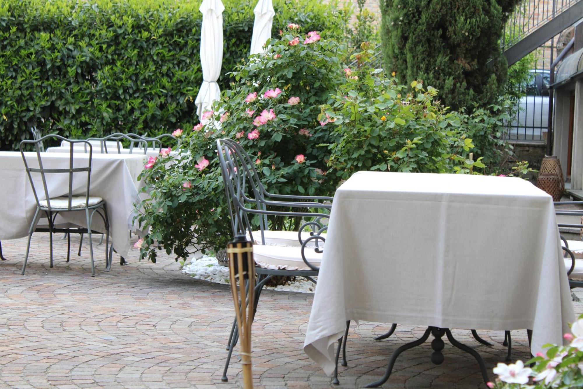 Cora Hotels Leon D'Oro Castell'Arquato Exterior photo